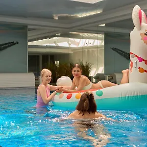 Waterlane Riverside - Spa, Pool, Gym & Parking By Downtown Apartment
